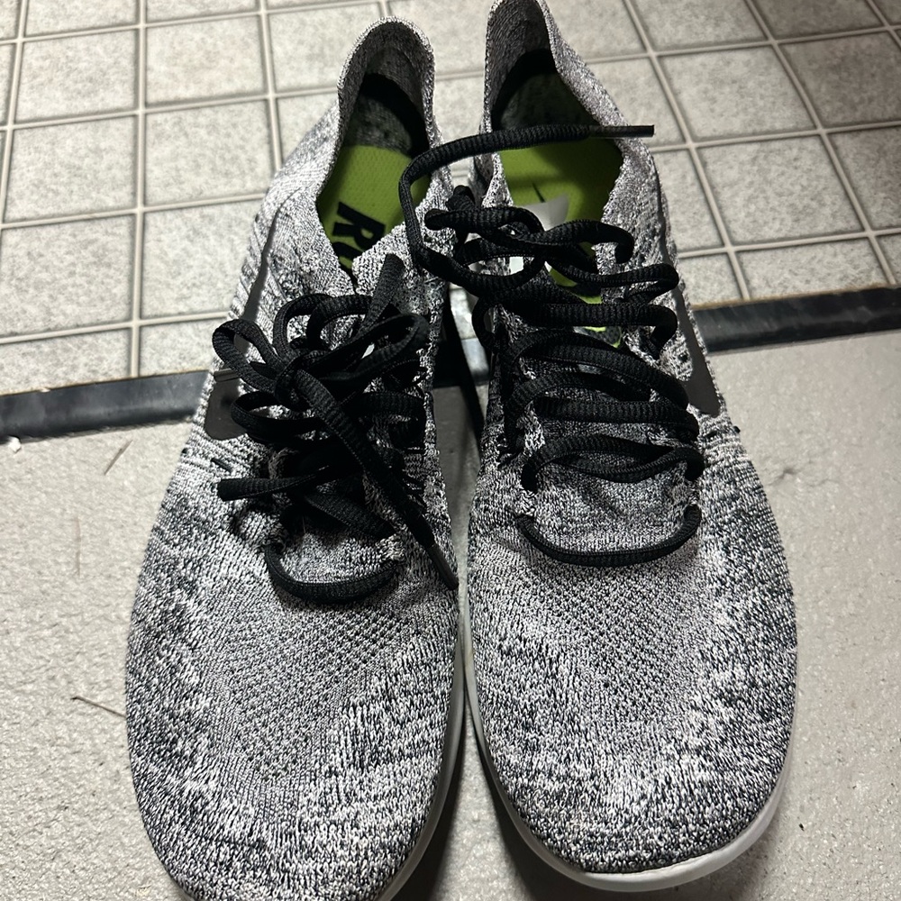 Stylish Black and Gray Men's Shoes